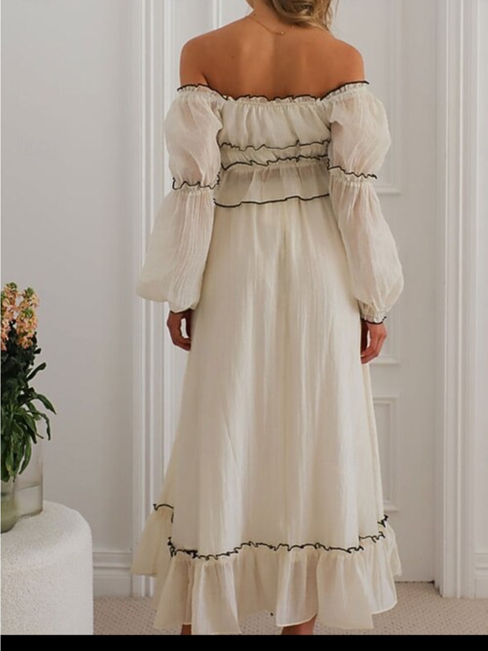 NWOT cream and black skirt set - Picture 3 of 4
